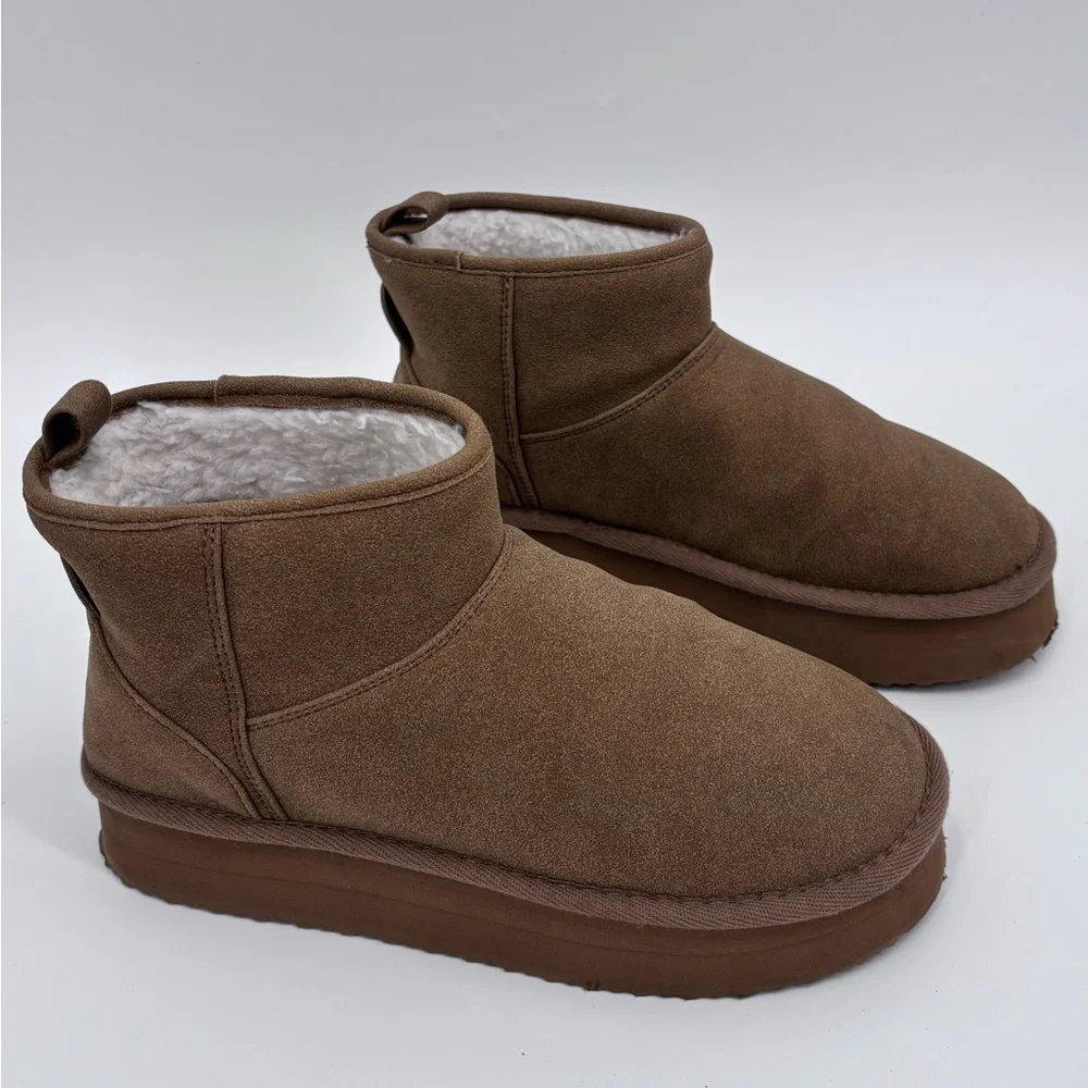 American Age Cream Lined Footwear